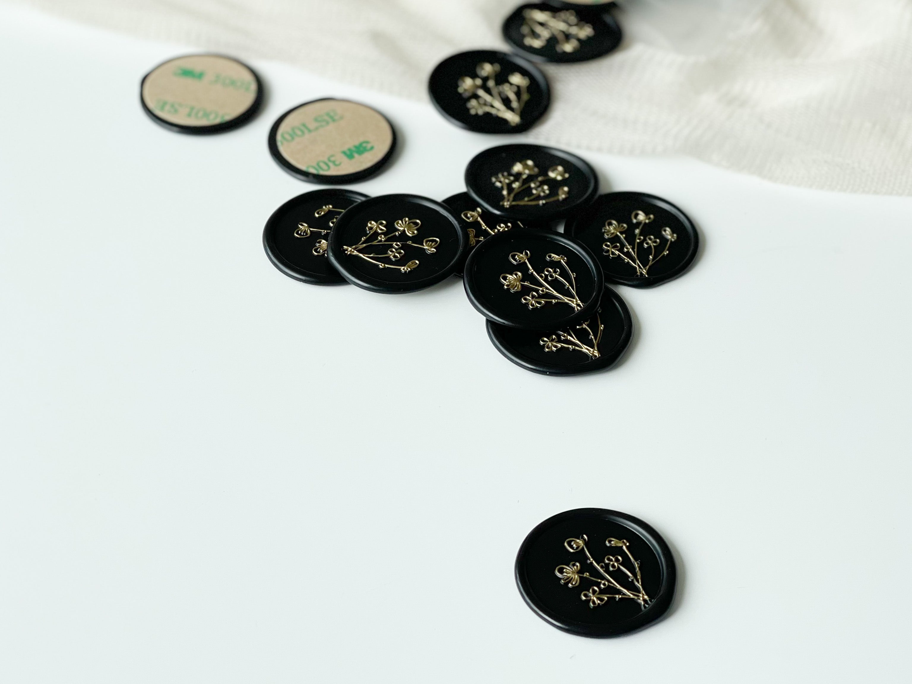 Gold Flower Wax Seal & Sticker Backing (5 pieces)