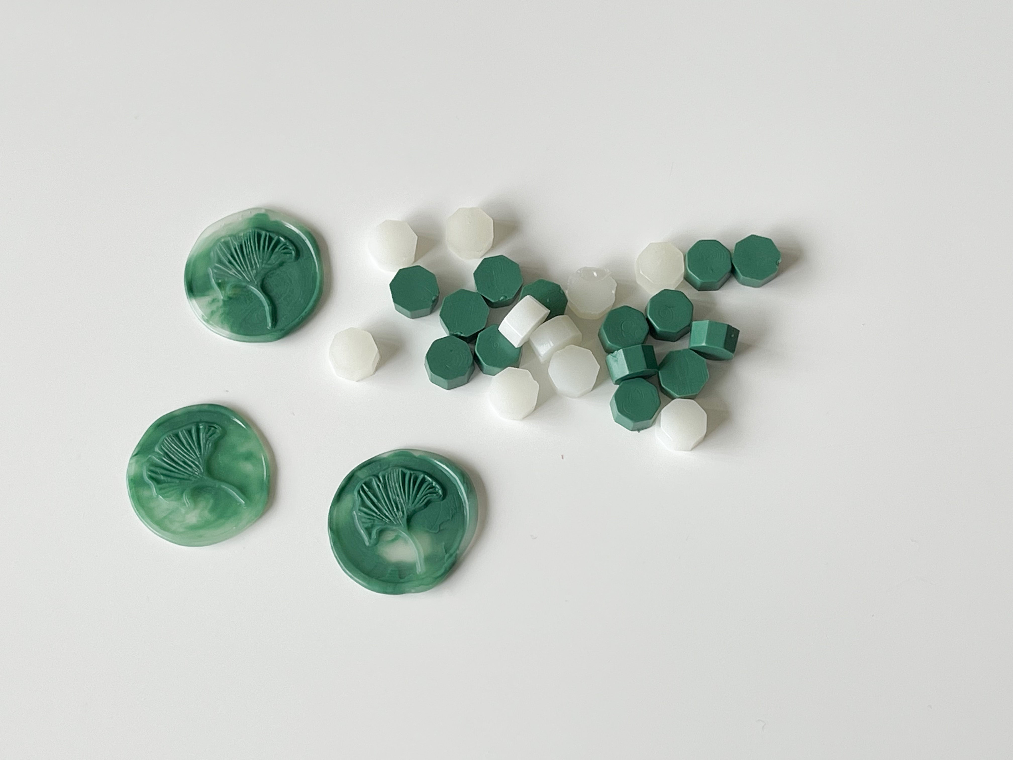 Mixed Jade Green Wax Beads (100 beads)