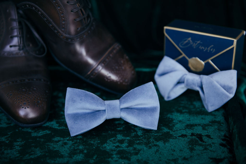 Lapetus Bow Tie