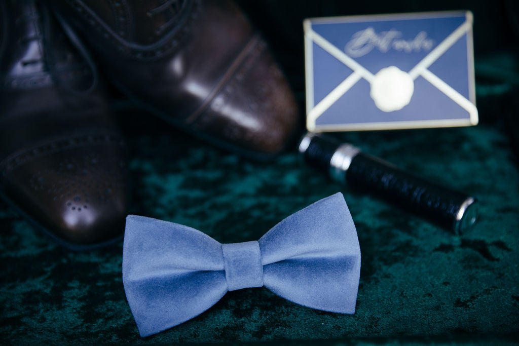 Lapetus Bow Tie