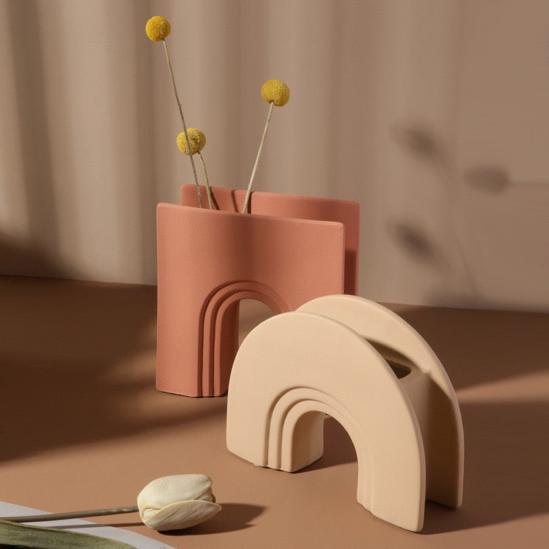 Modern Ceramic Short Arch Vase