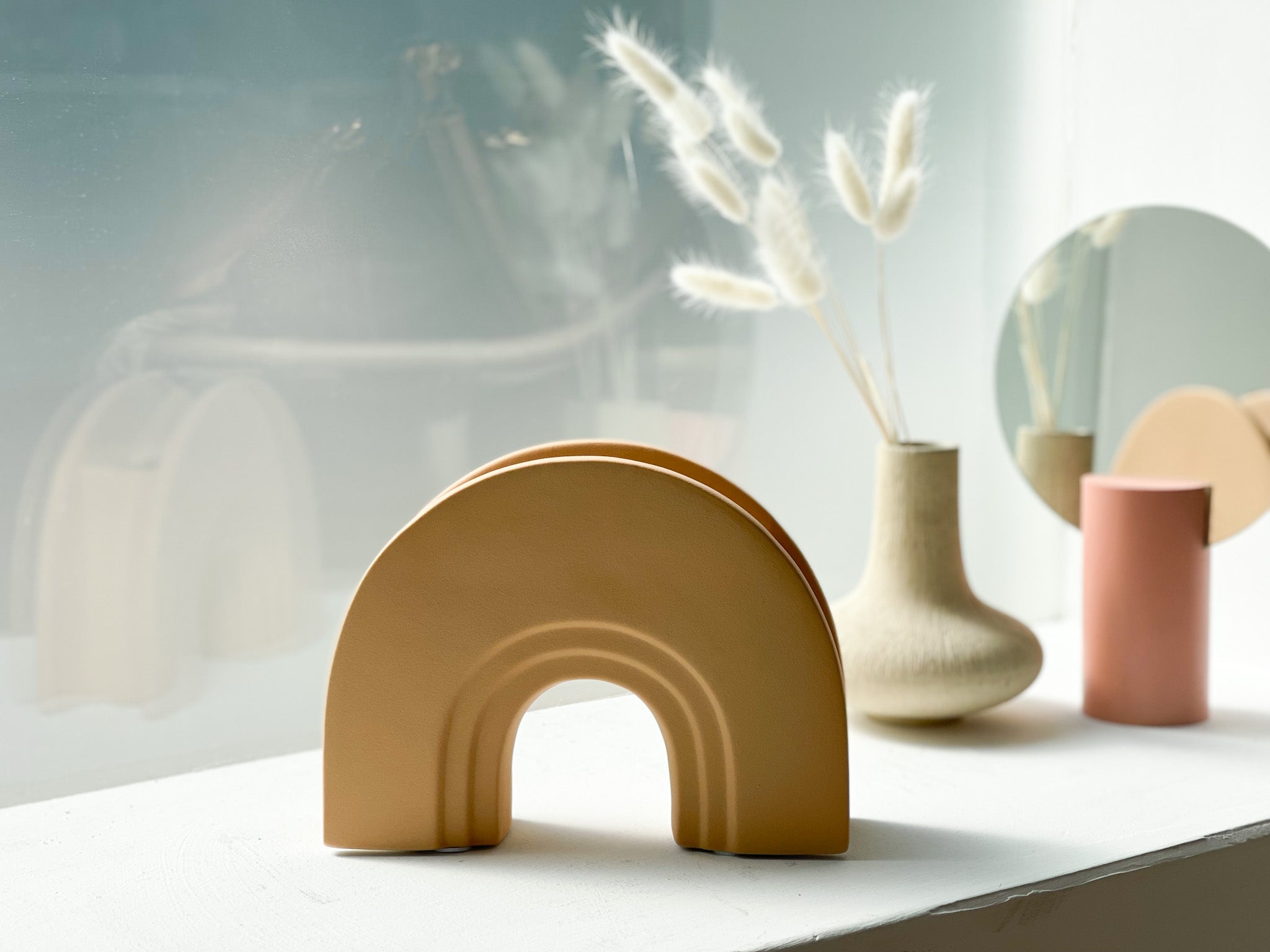 Modern Ceramic Short Arch Vase